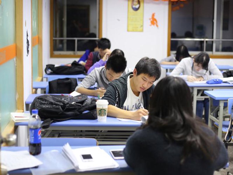 高考志愿填报:选择未来的钥匙